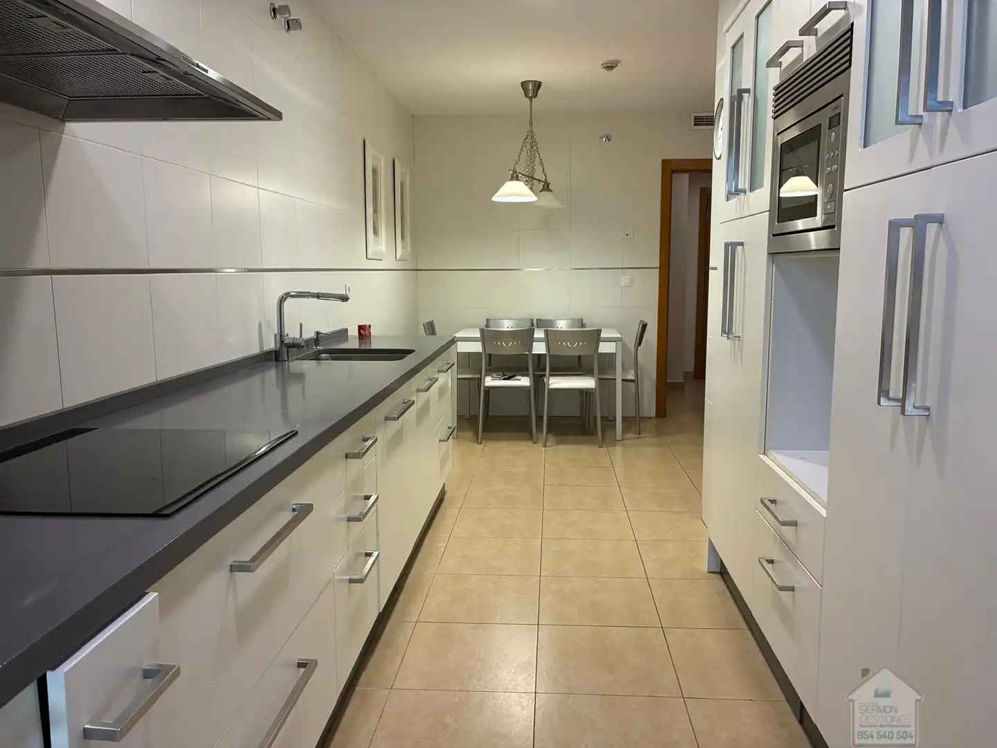 Cocina de Piso en venta en Sevilla con Aire acondicionado, Calefacción y Trastero
