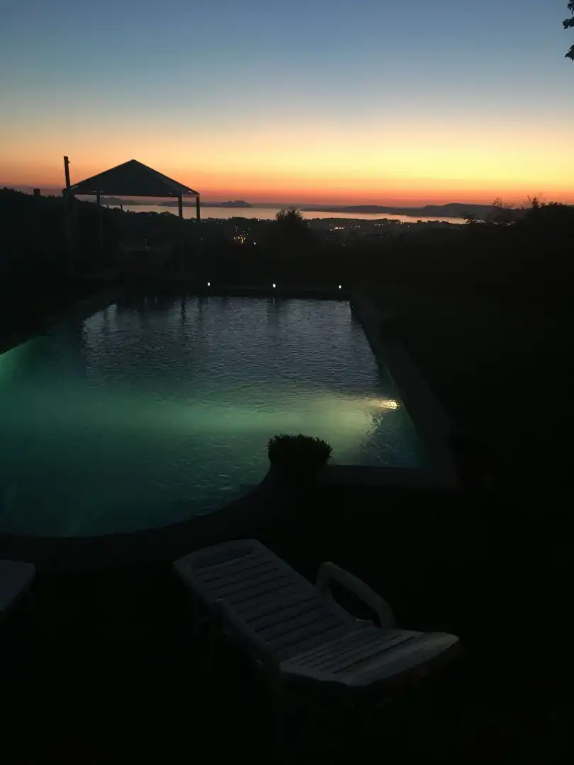 Piscina de Casa o chalet en venta en Vigo  con Calefacción, Jardín privado y Parquet