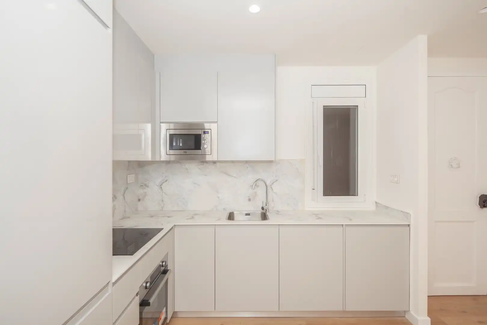 Piso con terraza en venta en Avinguda del Paral·lel, imagen 10