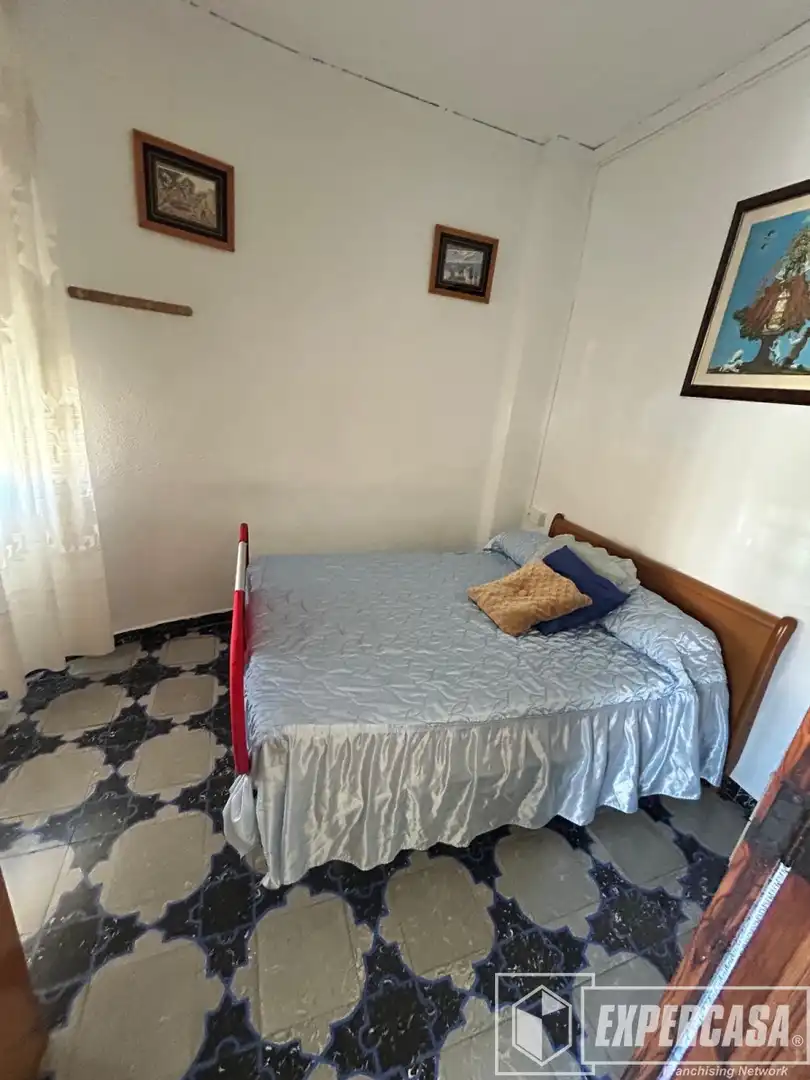 Habitación de Finca rústica en venta en Alzira con Terraza y Trastero