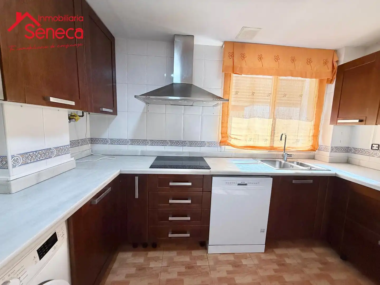 Cuina de Dúplex en venda en Córdoba amb Aire condicionat, Calefacció i Terrassa