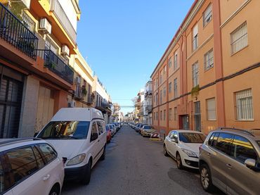 Local comercial en venda a Calle Maestro Falla