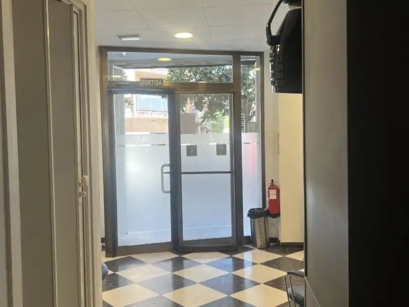Gewerbefläche zum Verkauf in calle general moragues 109, imagen 3