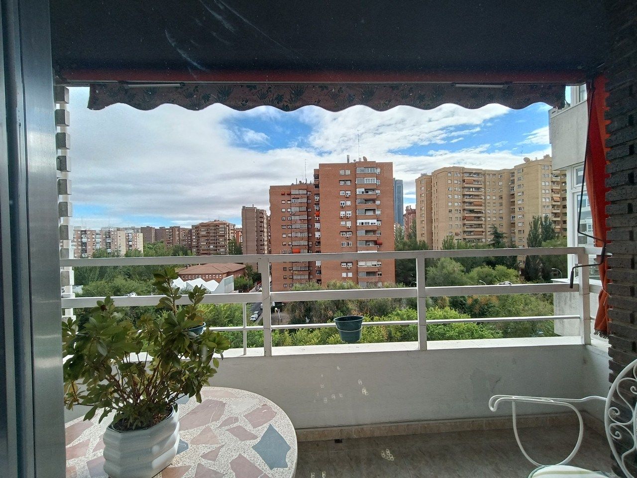 Exterior view of Flat to rent in  Madrid Capital  with Air Conditioner, Heating and Parquet flooring
