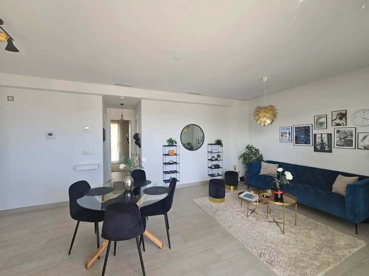 Sala de estar de Ático de alquiler en Finestrat con Aire acondicionado, Calefacción y Jardín privado