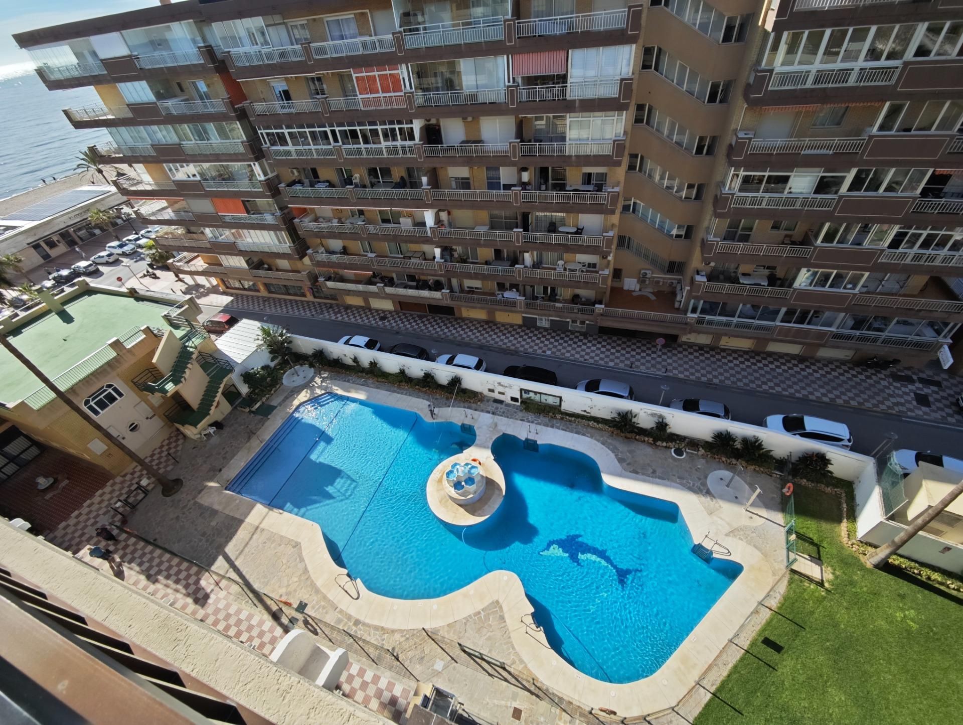 Piscina de Apartamento en venta en Fuengirola