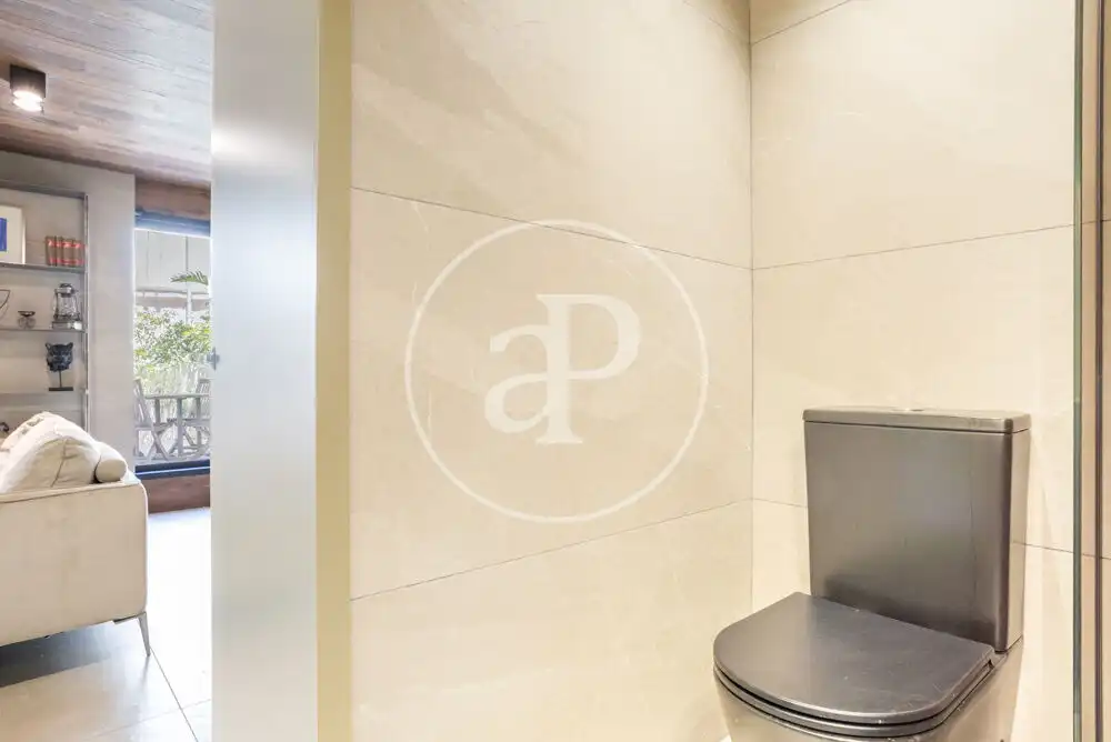 Baño de Piso en venta en Ciutat Vella 