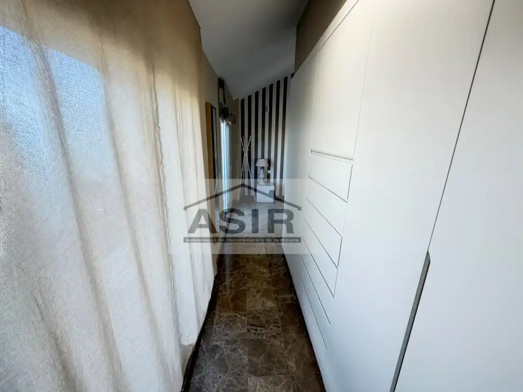 Dachboden zur Miete in Calle Albuixarres, Albuixarres