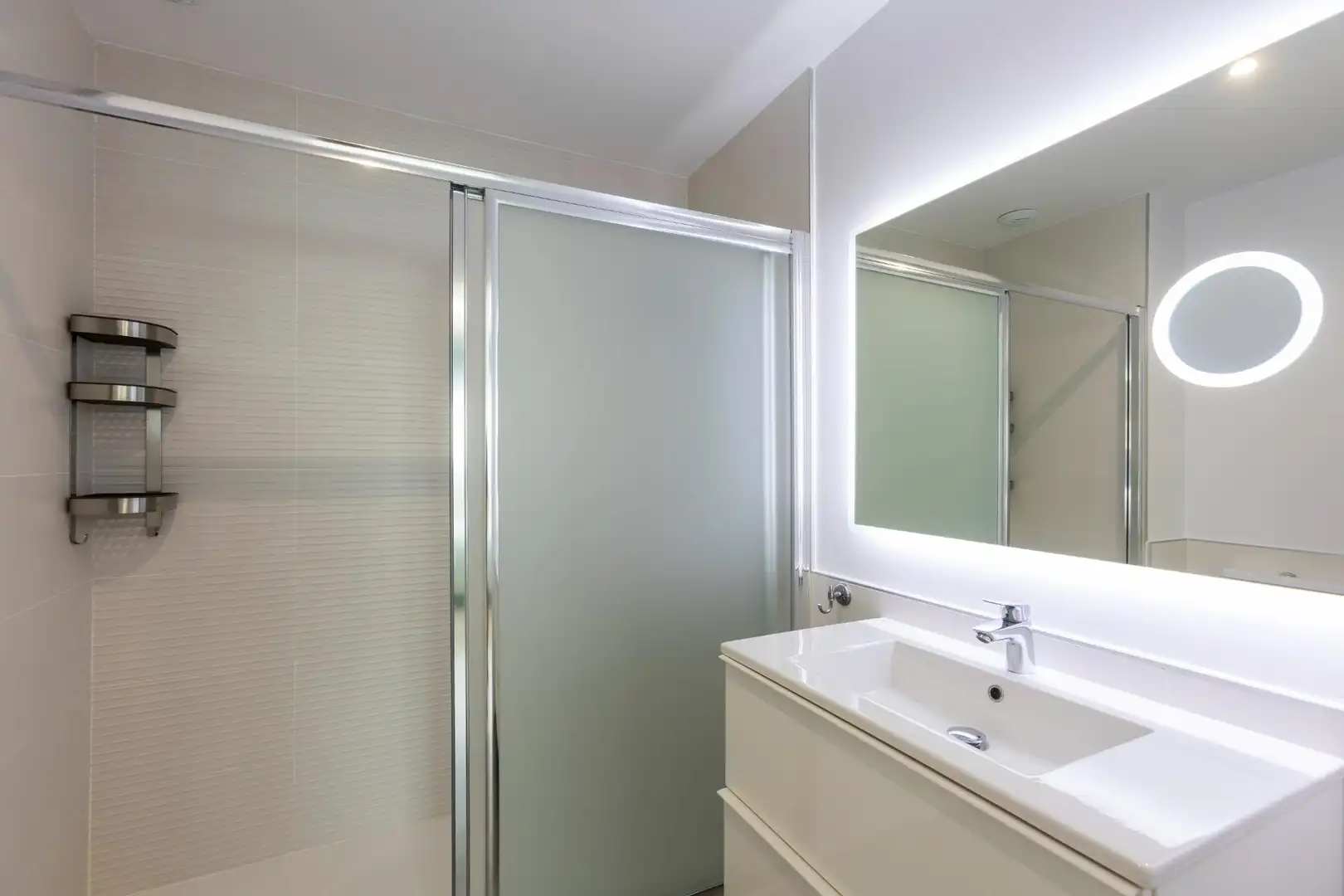 Bathroom of Attic for sale in Salobreña  with Air Conditioner, Heating and Terrace