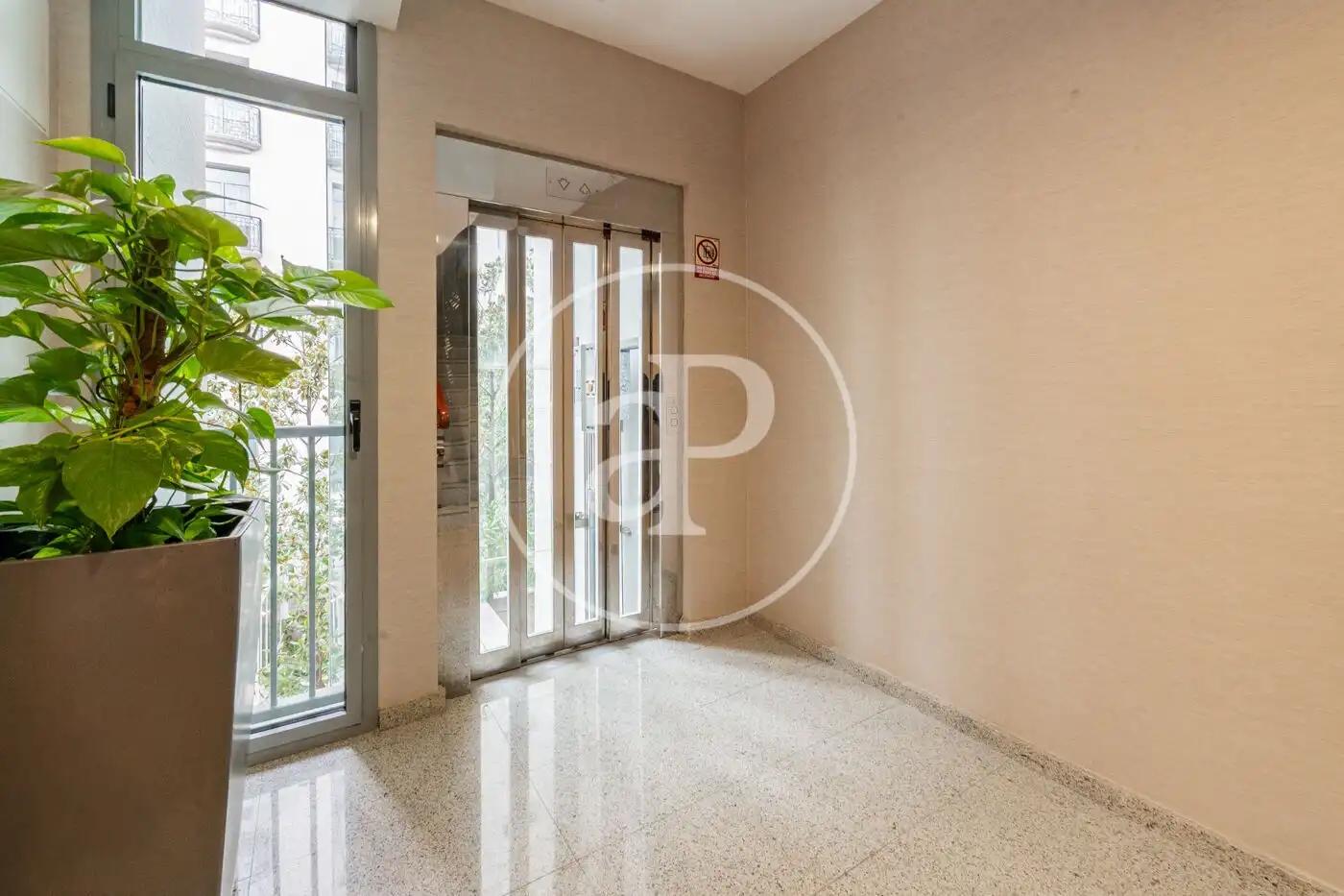 Flat for rent in Madrid  with Air Conditioner, Heating and Terrace