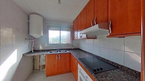 Foto 2 de Piso en venta en Calle Junceda, Mercat, Rubí
