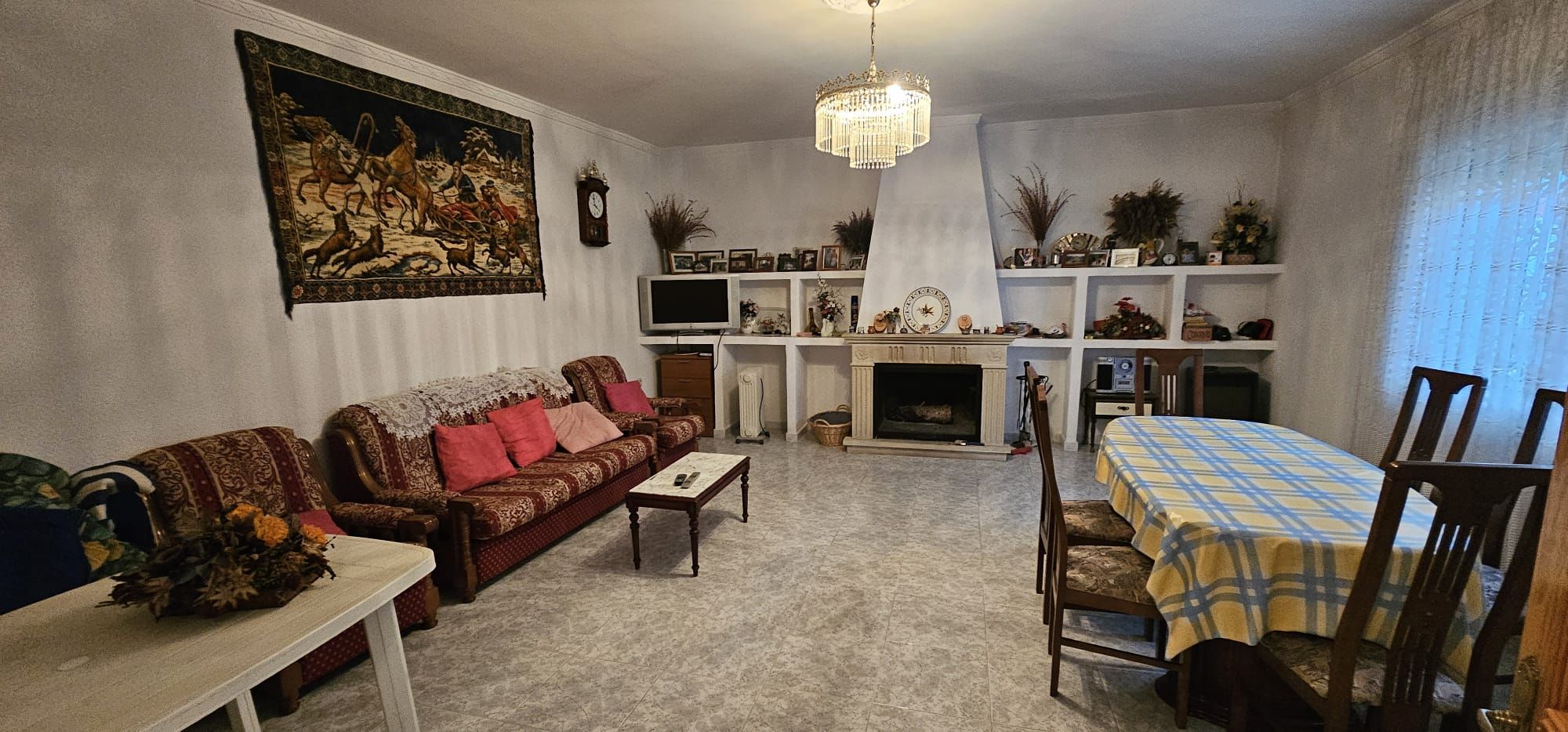 Sala d'estar de Casa o xalet en venda en Paterna del Madera amb Terrassa i Balcó