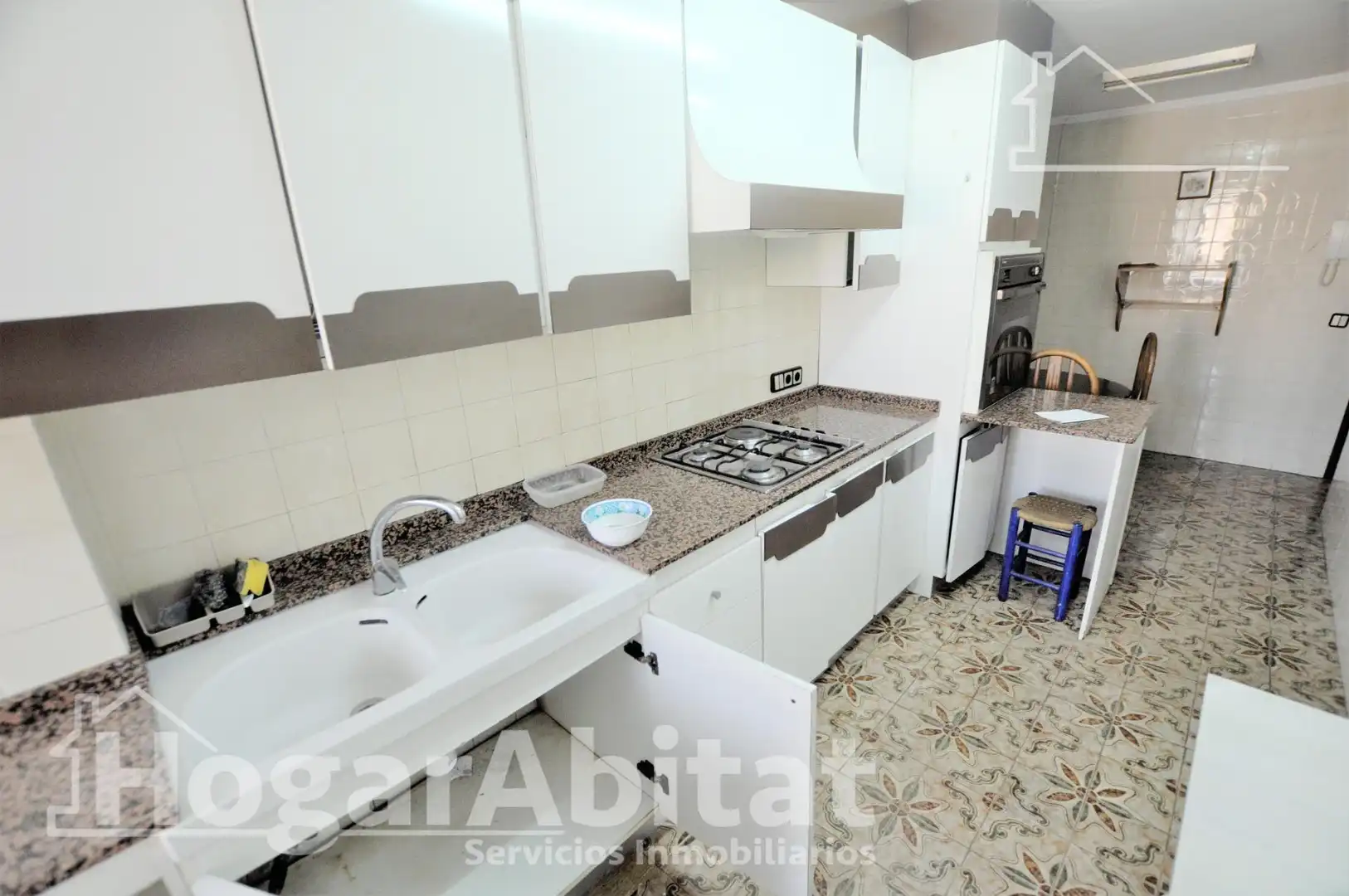 Cocina de Piso en venta en Valencia con Balcón