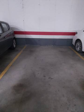 Garaje en Venta en Urbadiez - Entrepuentes