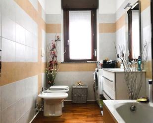 Bathroom of Apartment to rent in Burgos Capital  with Furnished and Pets allowed