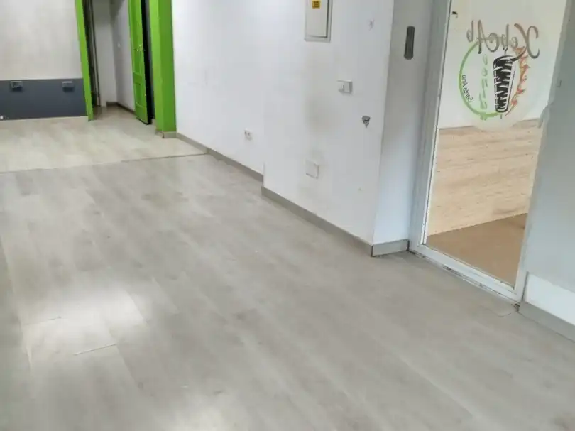 Local en venta en Cartagena con Aire acondicionado, Parquet y Internet