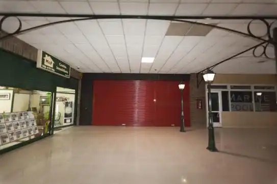 Local comercial en venda a Centro Urbano, imagen 7