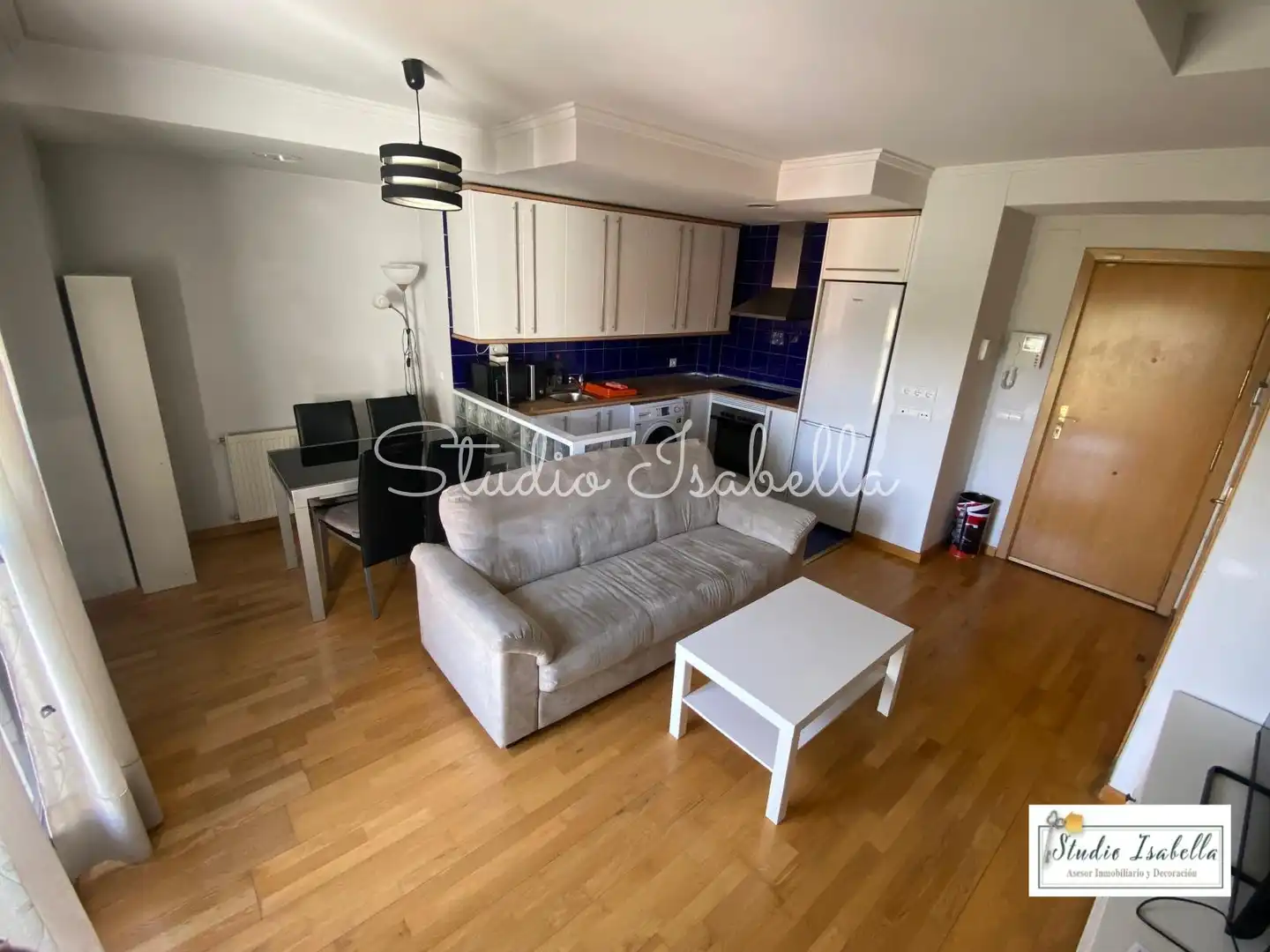 Sala de estar de Dúplex de alquiler en Toledo con Aire acondicionado, Calefacción y Amueblado