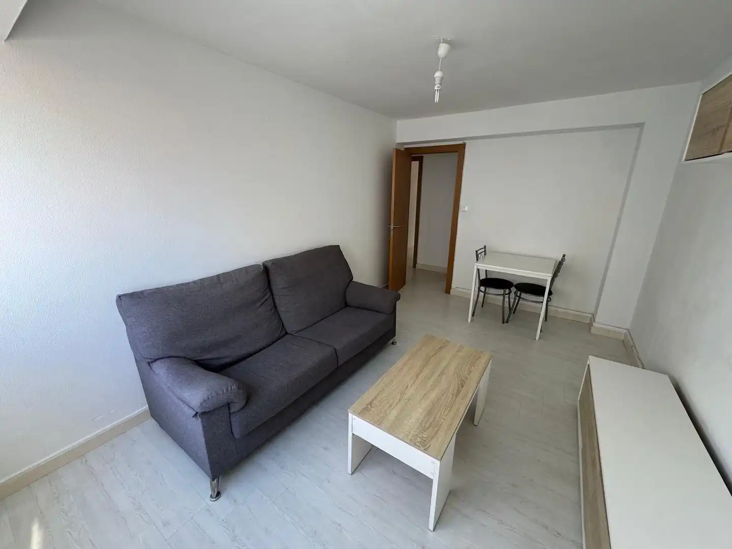 Flat with lift to rent in Outeiro, imagen 4