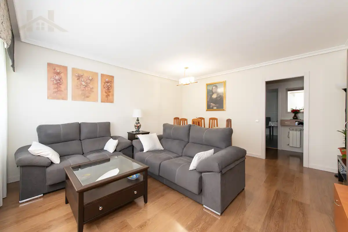 Sala de estar de Piso en venta en San Sebastián de los Reyes con Aire acondicionado y Calefacción