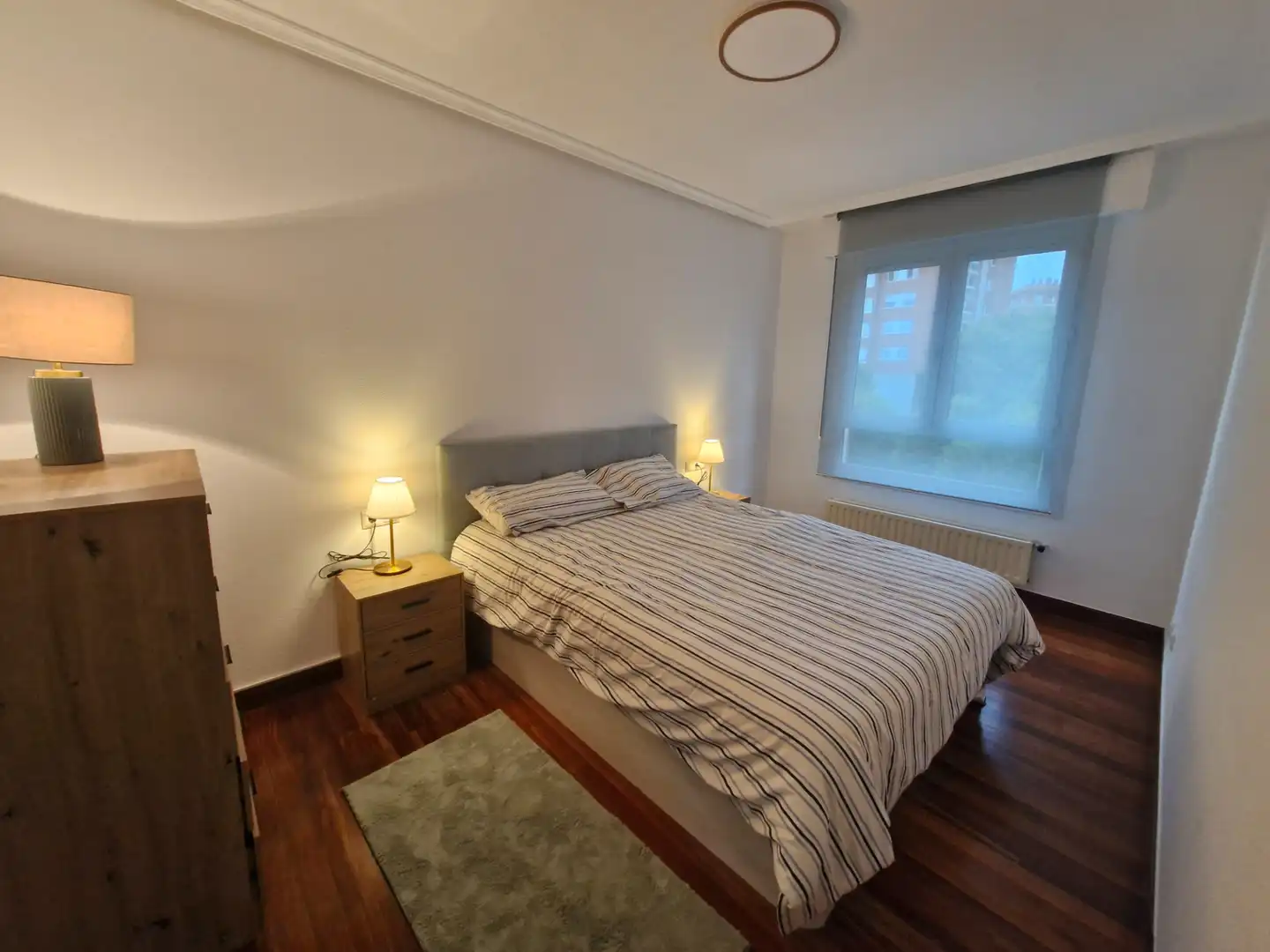 Habitación de Piso de alquiler en Bilbao  con Calefacción, Parquet y Amueblado