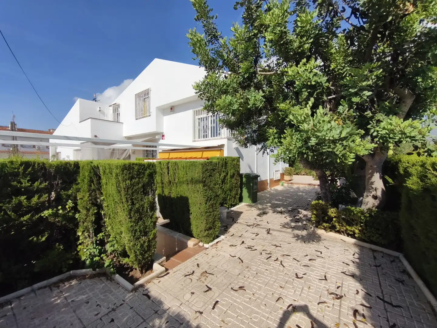 Vista exterior de Casa o chalet en venta en Mont-roig del Camp con Aire acondicionado, Calefacción y Jardín privado