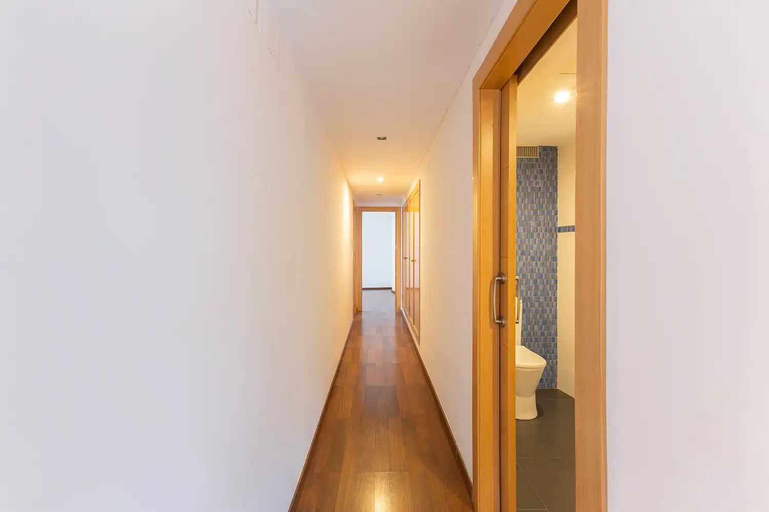 Flat for rent in Valencia  with Air Conditioner, Heating and Parquet flooring