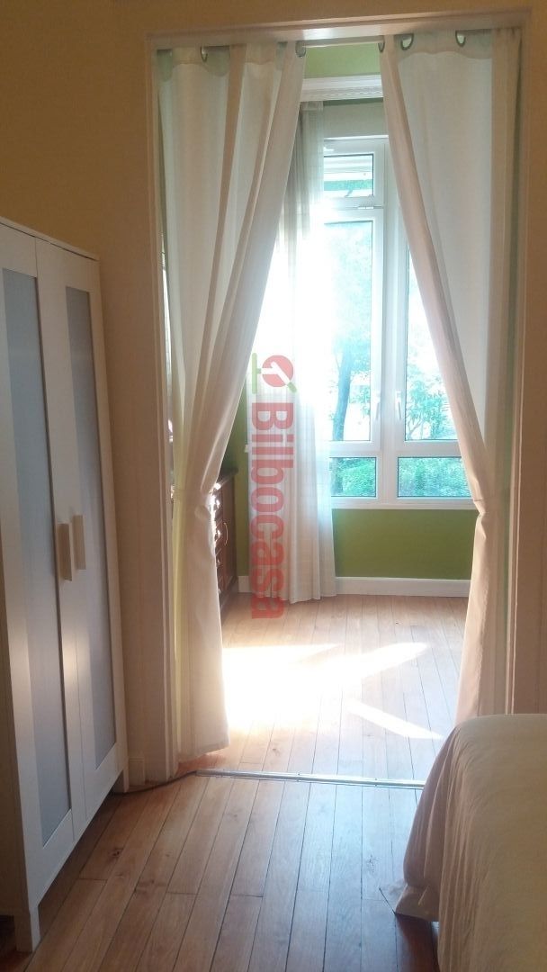 Habitación de Piso en venta en Bilbao  con Calefacción