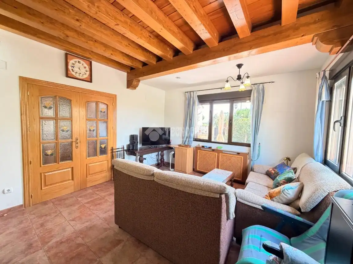 Sala de estar de Casa adosada en venta en Segovia con Calefacción
