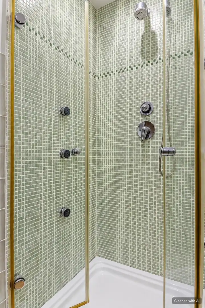 Badezimmer von Dachboden zum Verkauf in Pollença mit Klimaanlage, Heizung und Parkett