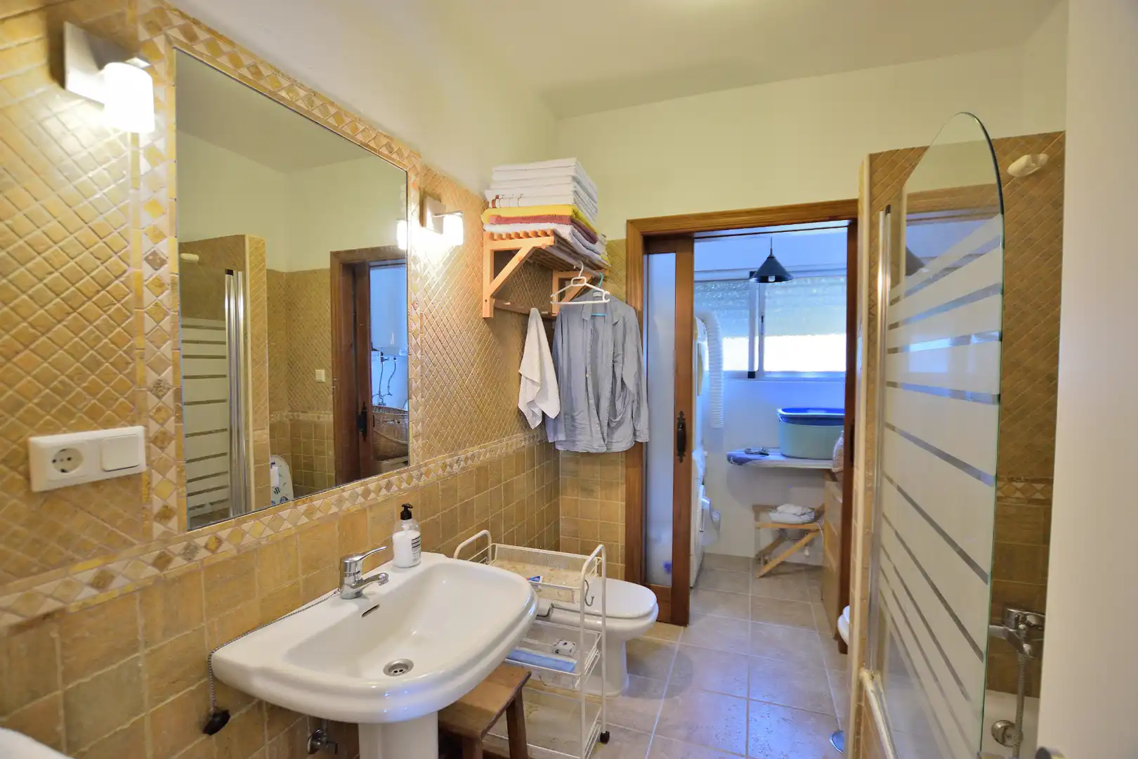 Baño de Finca rústica en venta en Ronda con Jardín privado, Trastero y Piscina