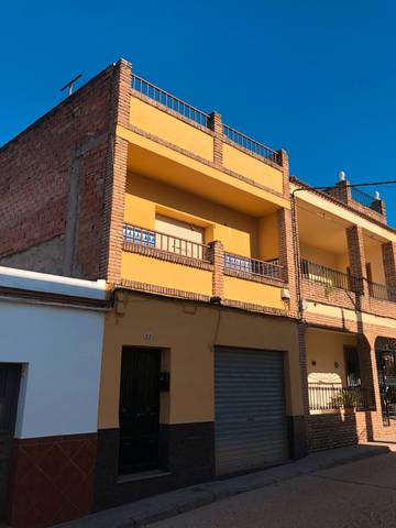 Casa-chalet en Venta en Calle Francia en Alcolea