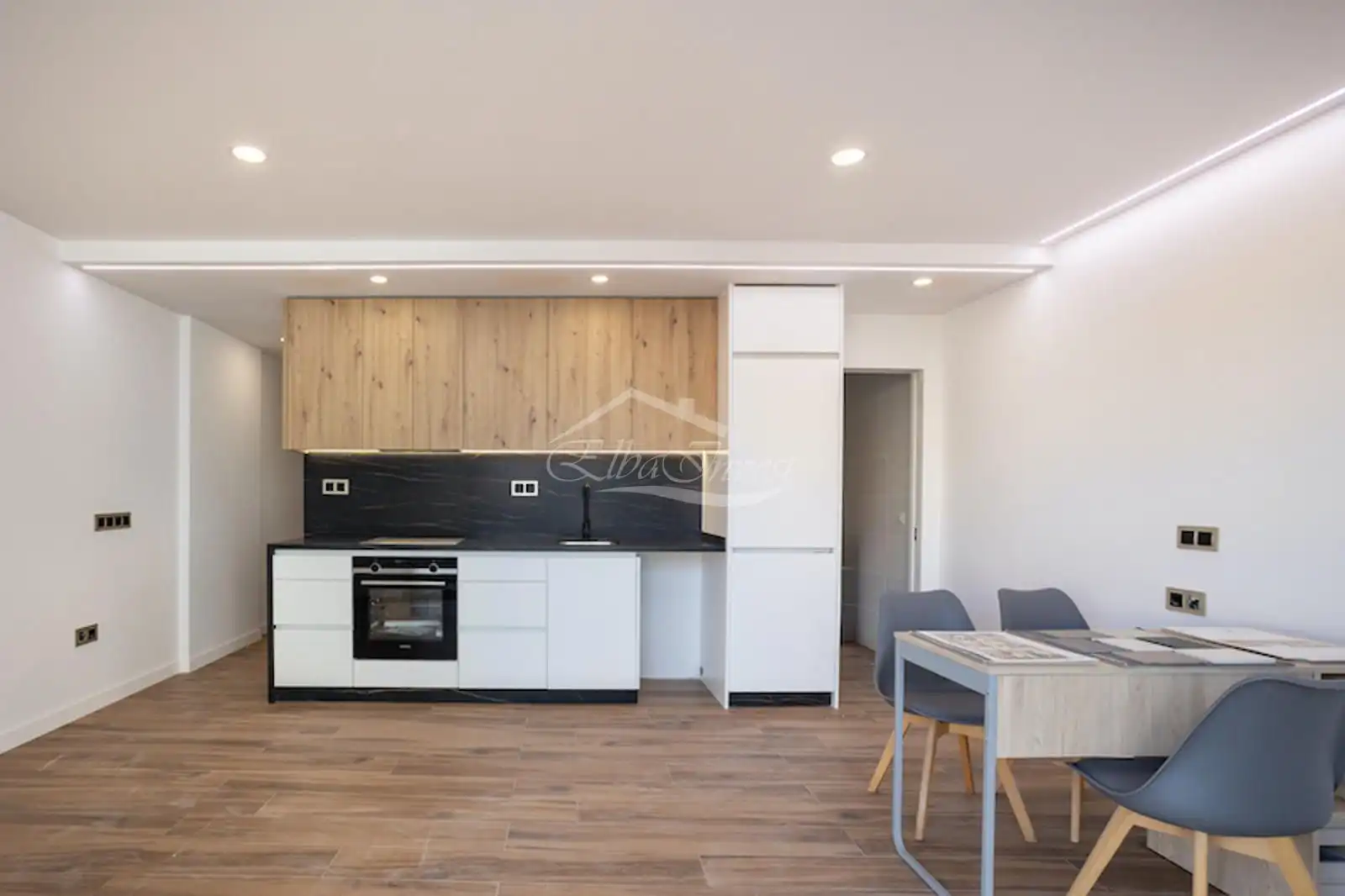 Cuina de Dúplex en venda en Santiago del Teide amb Aire condicionat, Parquet i Terrassa