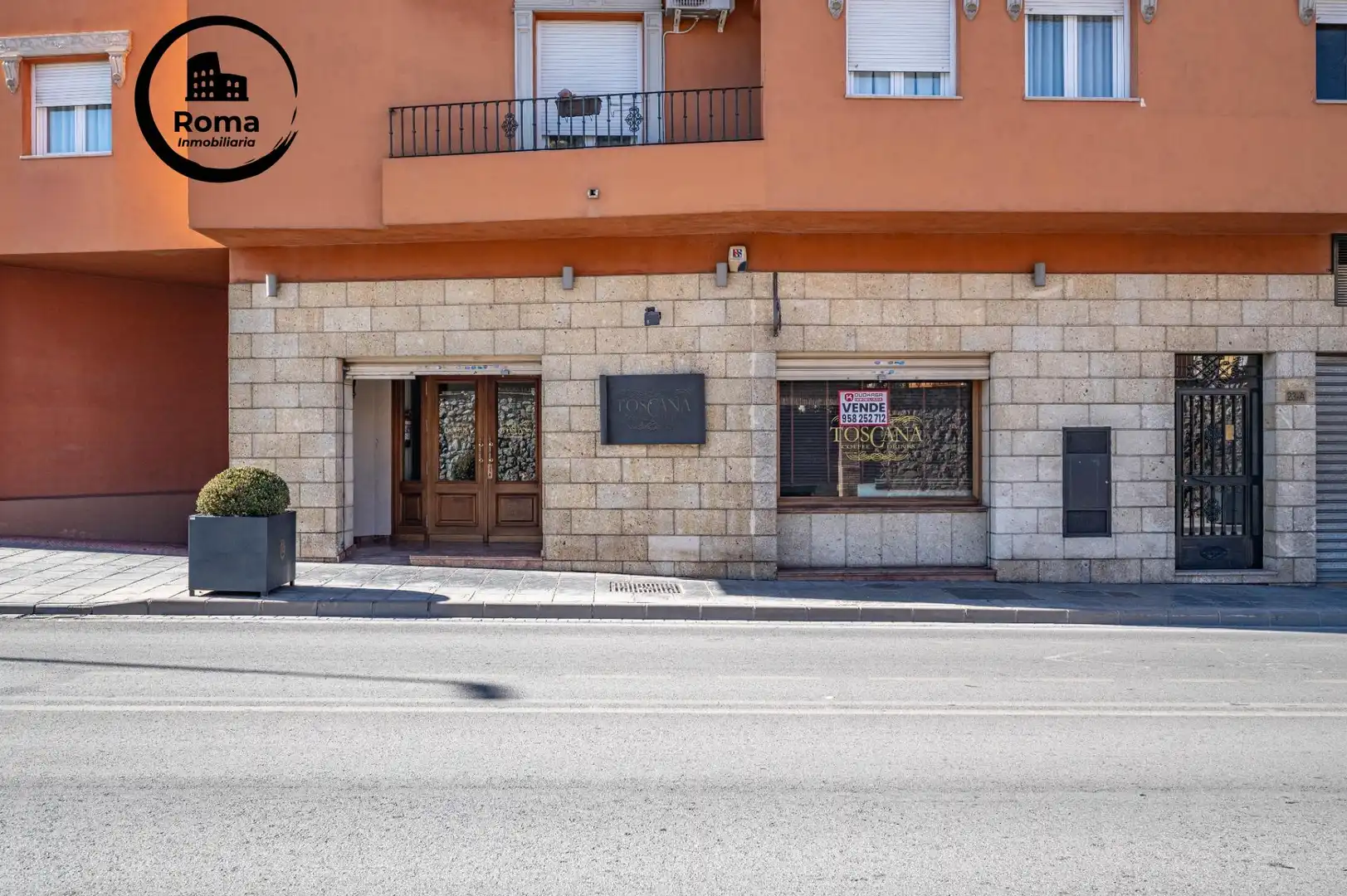 Local comercial en venda a Calle de Granada, imagen 4