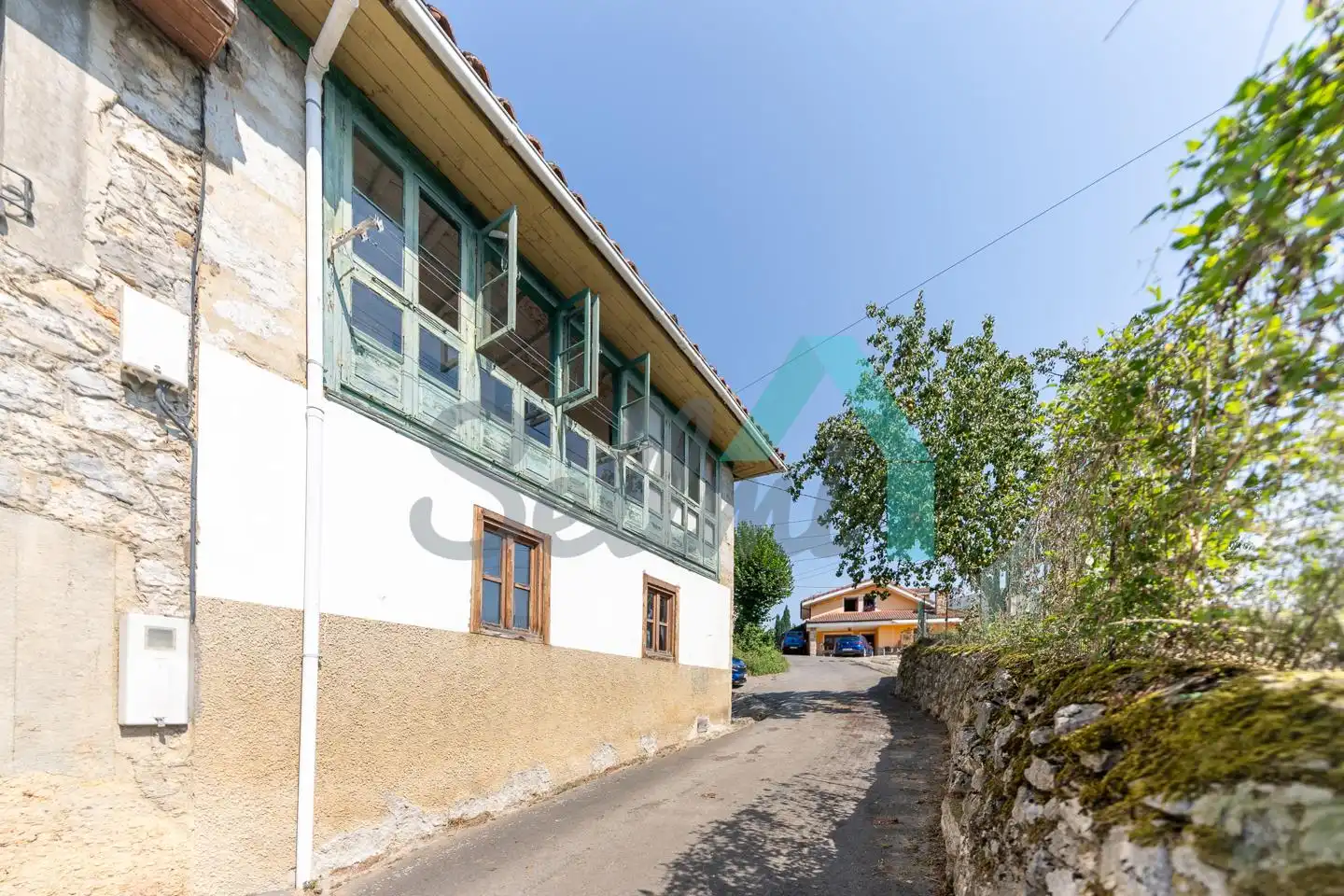 Vista exterior de Casa adosada en venta en Amieva con Jardín privado y Terraza