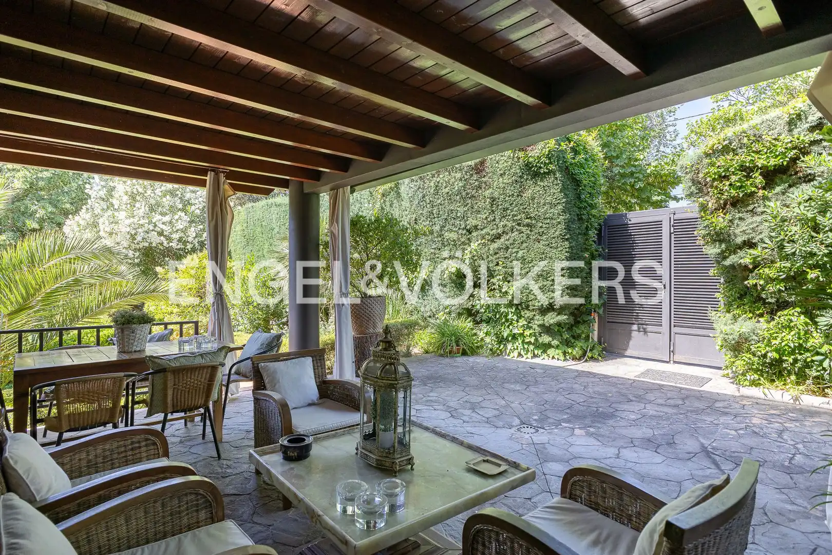 Terrace of Houses for sale in Majadahonda  with Air Conditioner, Heating and Private garden