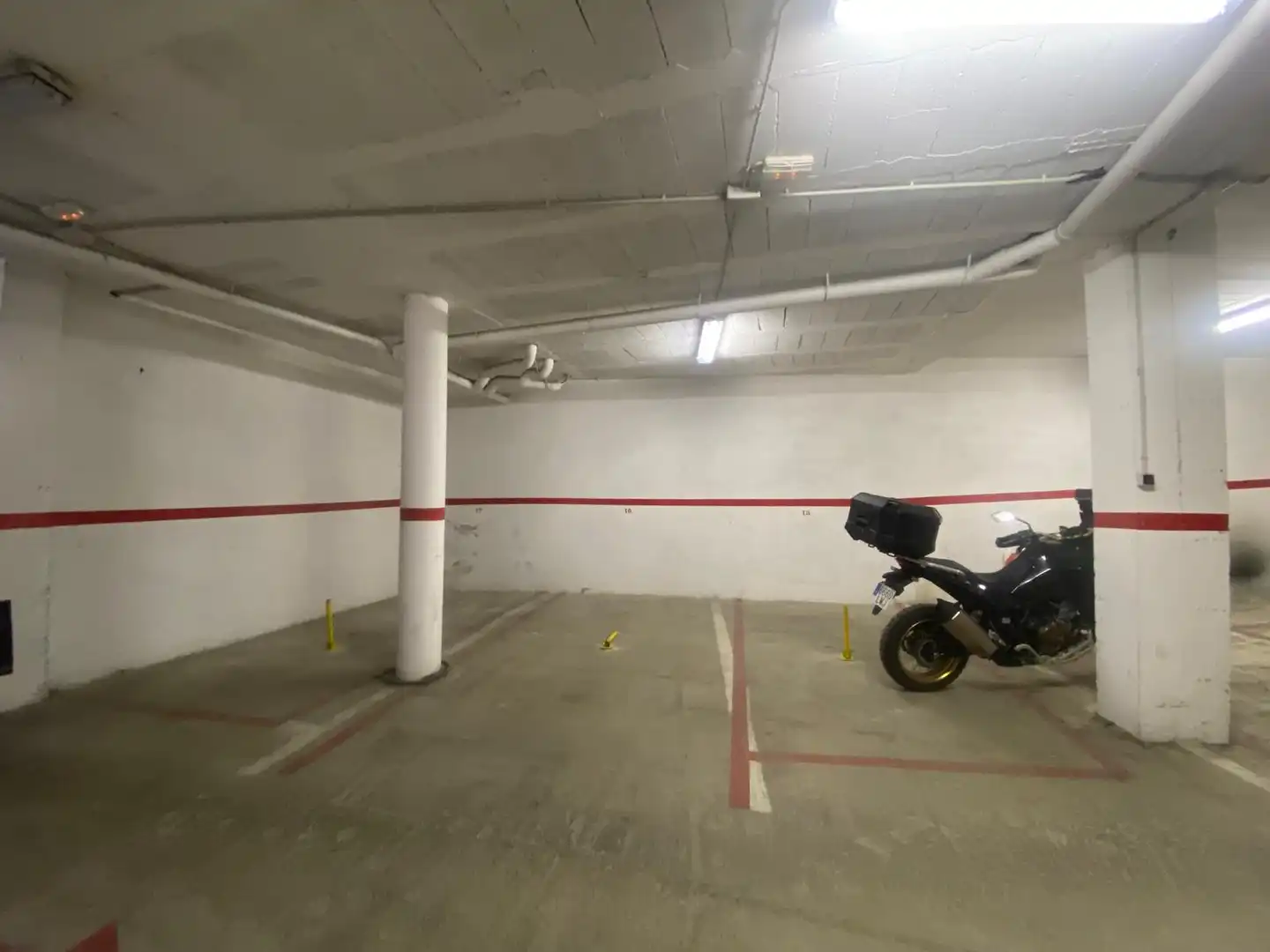 Parkplatz zum Verkauf in Nou, 13, imagen 3
