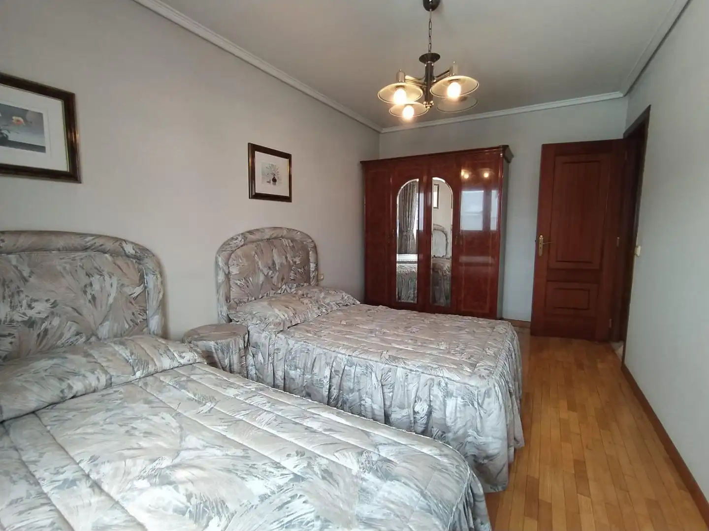 Habitación de Dúplex en venta en Ponferrada con Calefacción, Parquet y Trastero