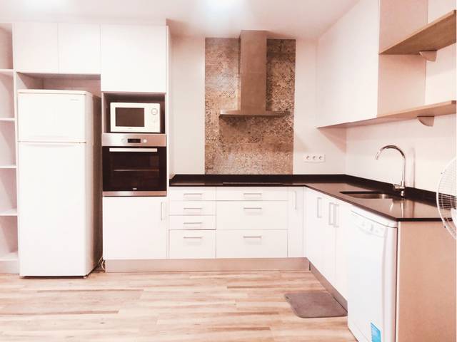 Piso en Alquiler en Calle Príncipe de Asturias, 2 en Plaza Castelar - Mercado Central