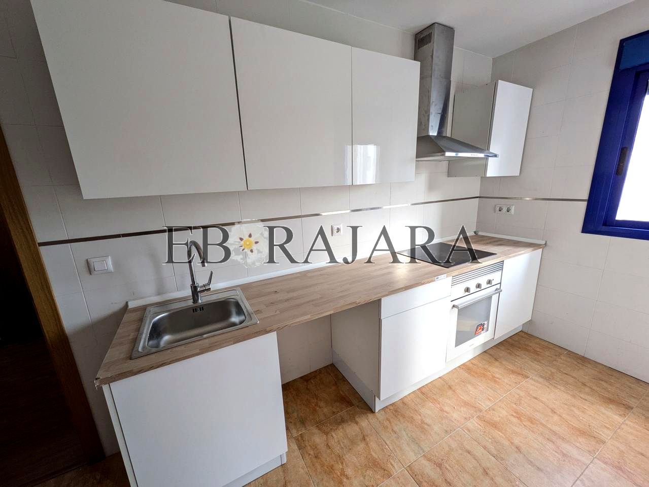 Kitchen of Flat to rent in Talavera de la Reina  with Heating, Terrace and Community pool