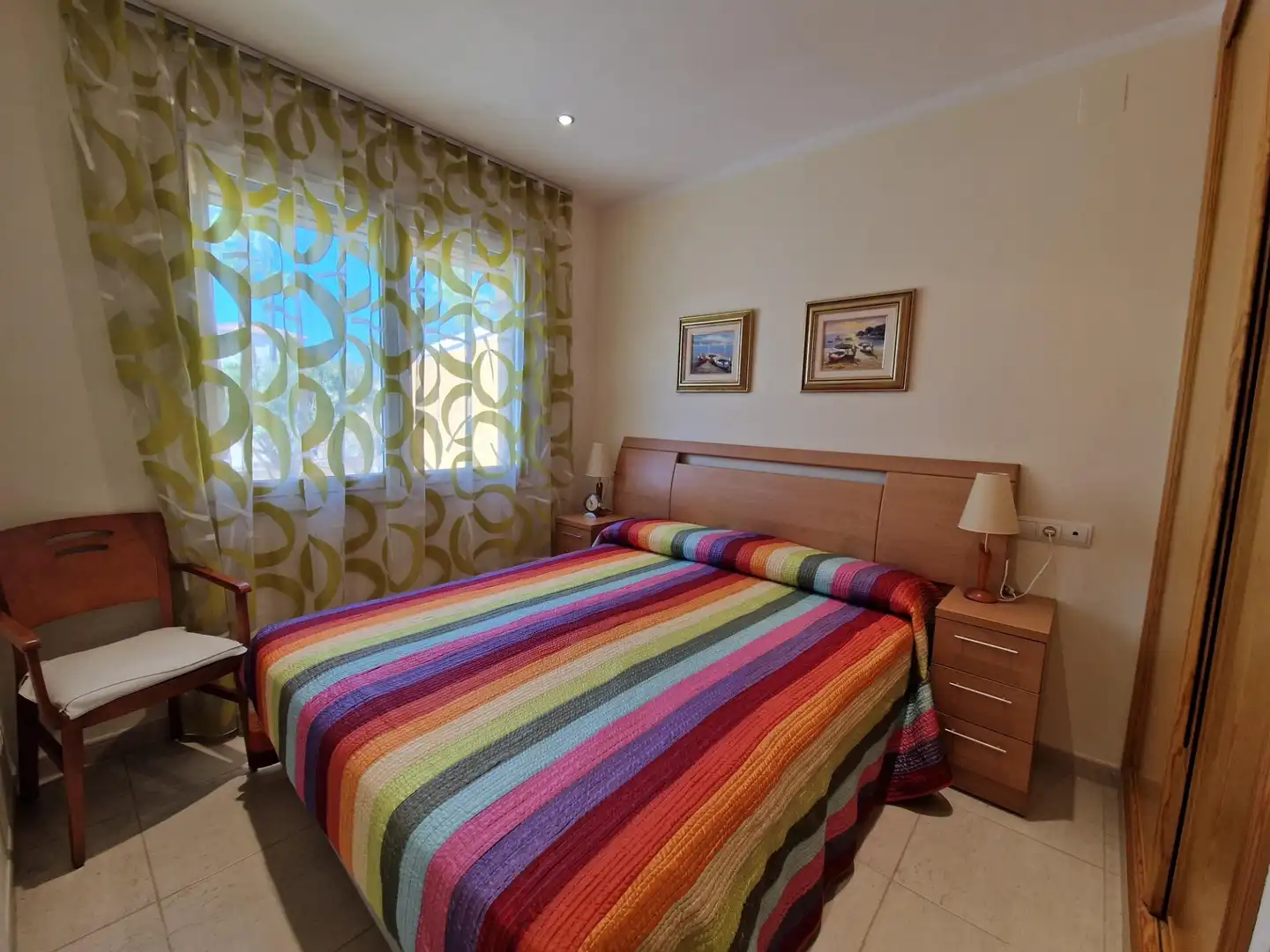 Schlafzimmer von Einfamilien-Reihenhaus zum Verkauf in Mont-roig del Camp mit Privatgarten, Terrasse und Möbliert