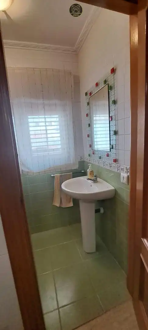 Bany de Casa o xalet en venda en Cárcheles amb Aire condicionat, Jardí privat i Terrassa