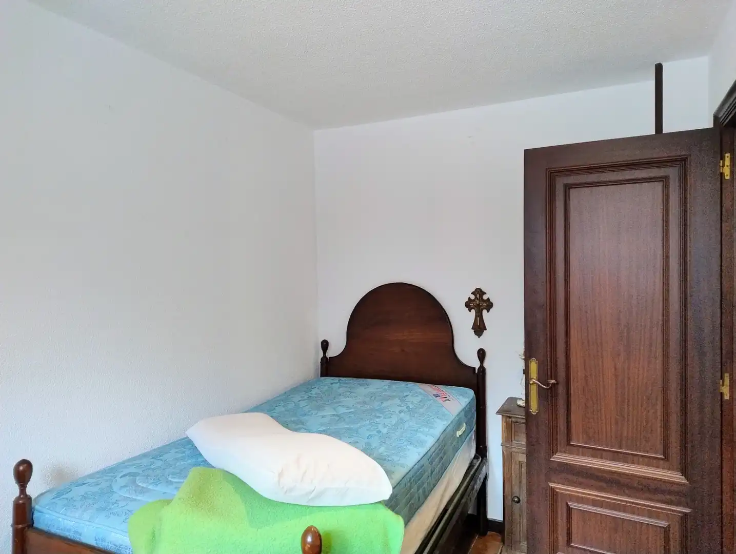 Habitación de Casa o chalet en venta en Lugo con Amueblado