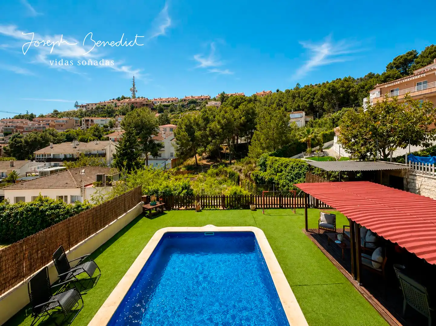 Piscina de Casa o xalet en venda en Calafell amb Aire condicionat, Calefacció i Jardí privat