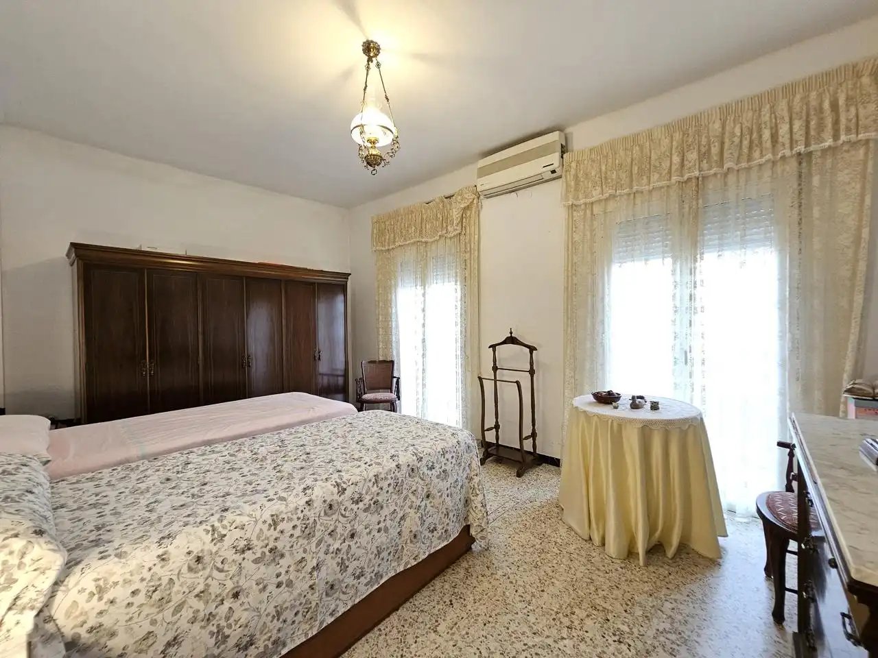 Dormitori de Casa o xalet en venda en Alcalá de Guadaira
