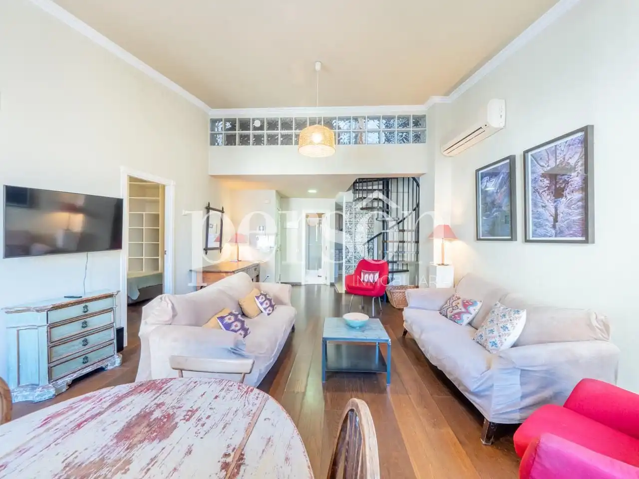 Living room of Flat for rent in Ciutat Vella 