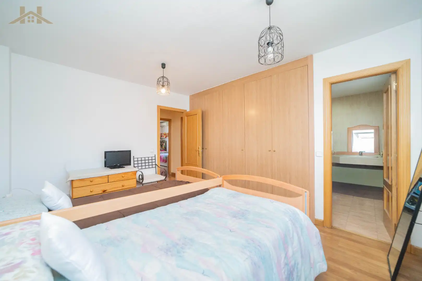 Bedroom of Detached homes for sale in Móstoles  with Air Conditioner, Heating and Private garden