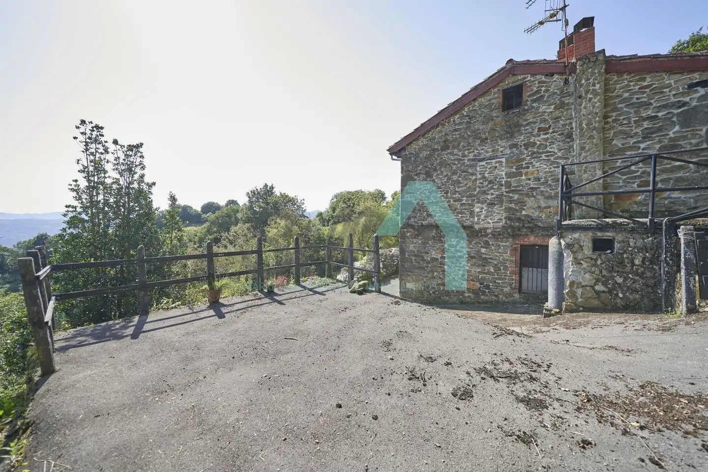 Exterior view of Houses for sale in Langreo  with Private garden and Balcony