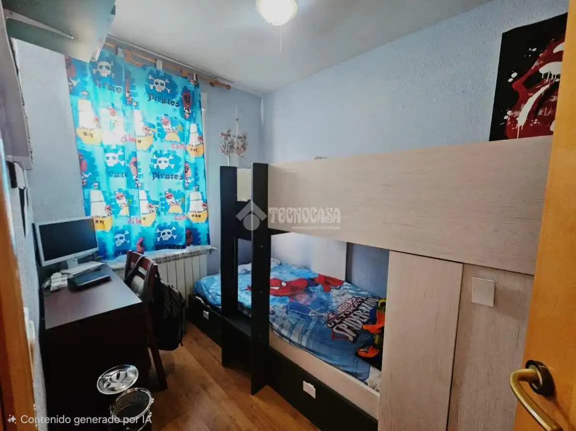 Bedroom of Flat for sale in Parla  with Air Conditioner, Heating and Terrace