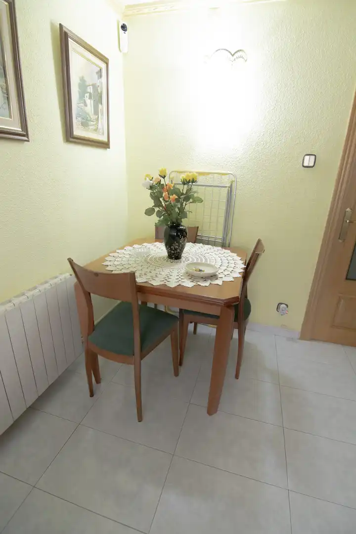 Comedor de Piso en venta en Barcelona con Calefacción